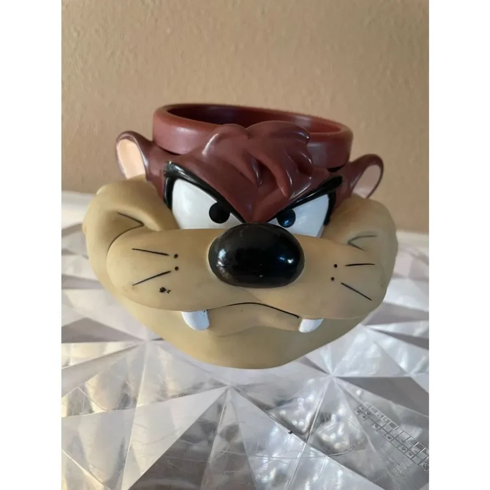 1992 Warner Bros TAZ Cup